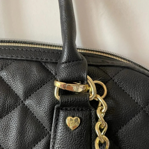 Betsey Johnson Quilted  Daisy Floral Stud Purse Tote Bag Black - Picture 4 of 6